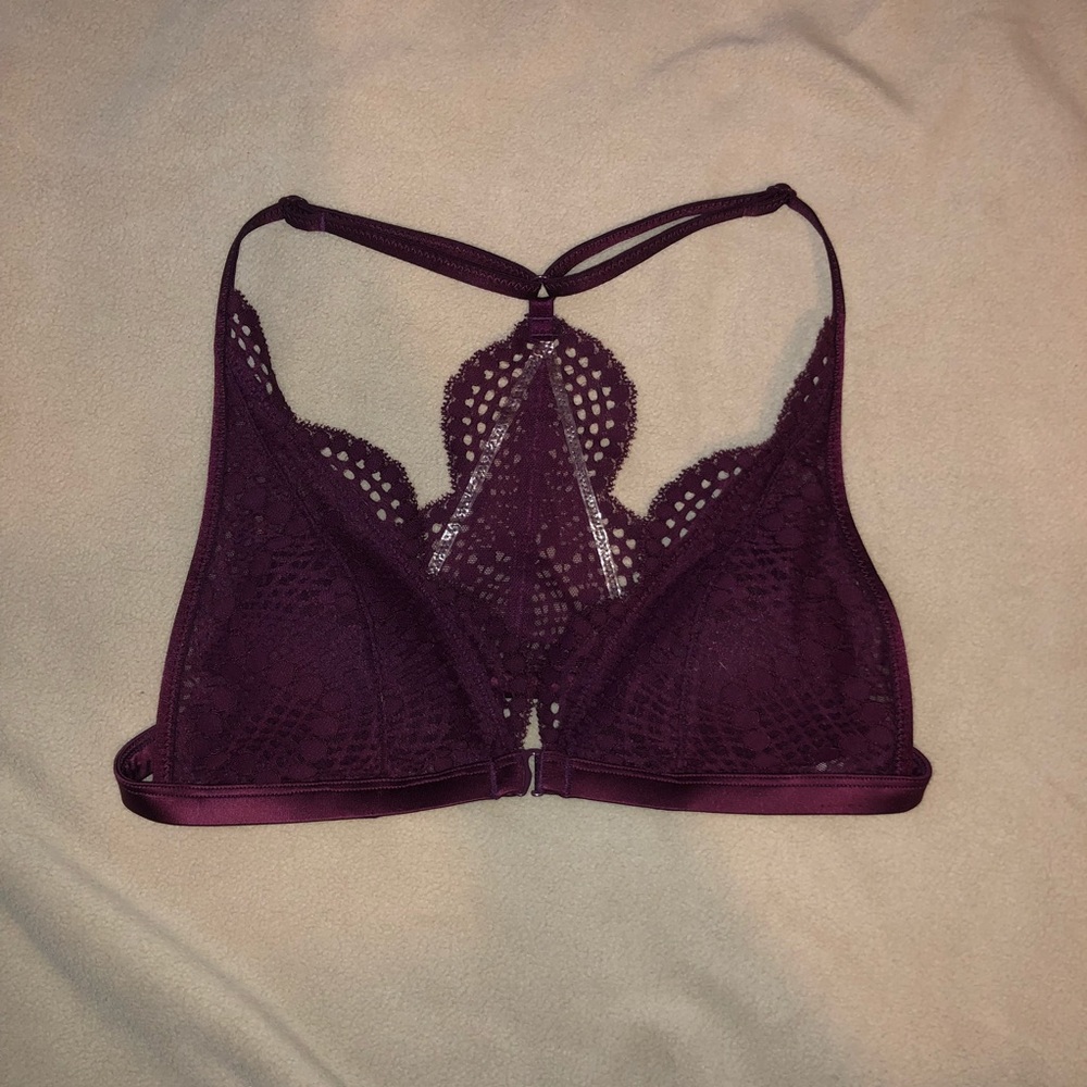 Victoria’s Secret-Burgundy Bralette